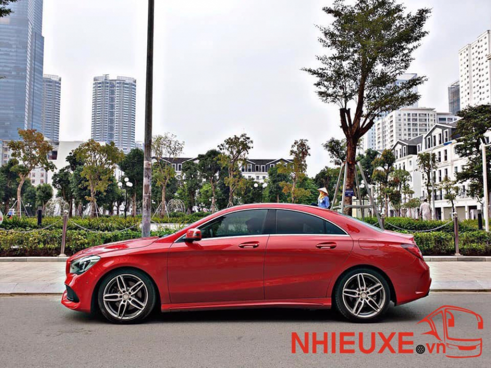 Thuê xe đi 12 cảnh chùa ở Bình Dương